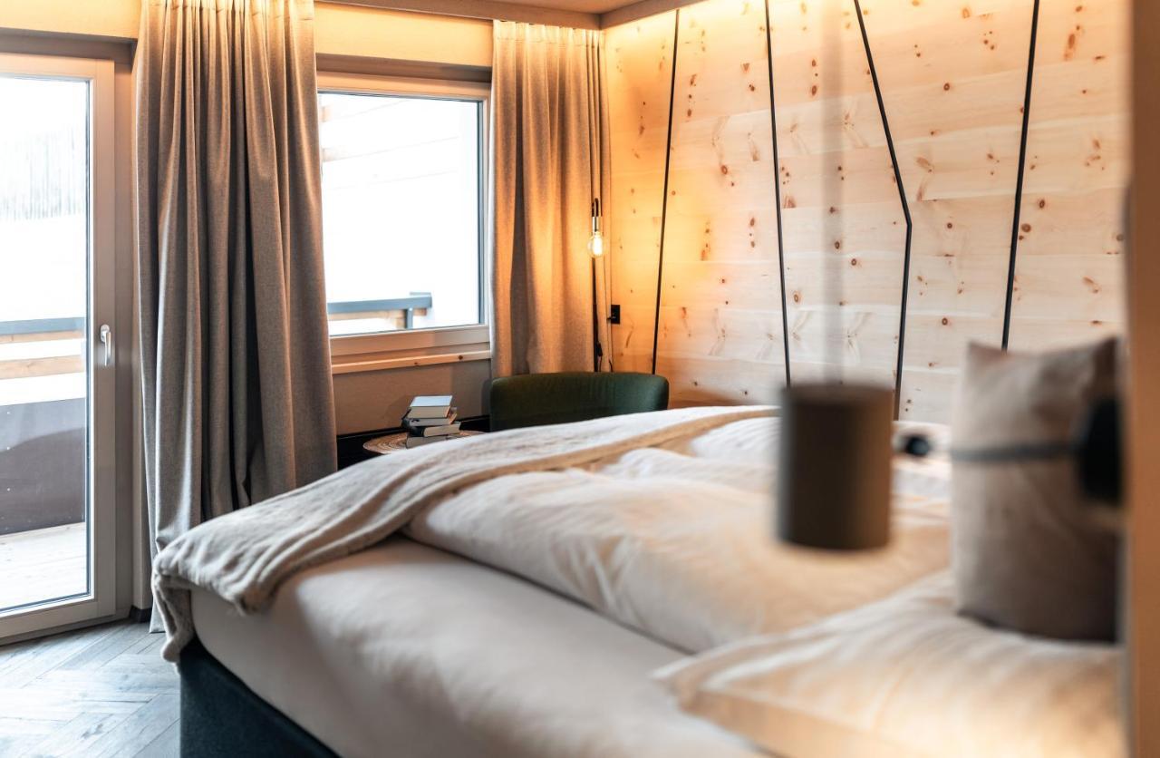 Laret Private Boutique Hotel - Adults Only Samnaun Kültér fotó