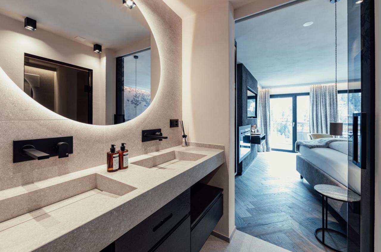 Laret Private Boutique Hotel - Adults Only Samnaun Kültér fotó