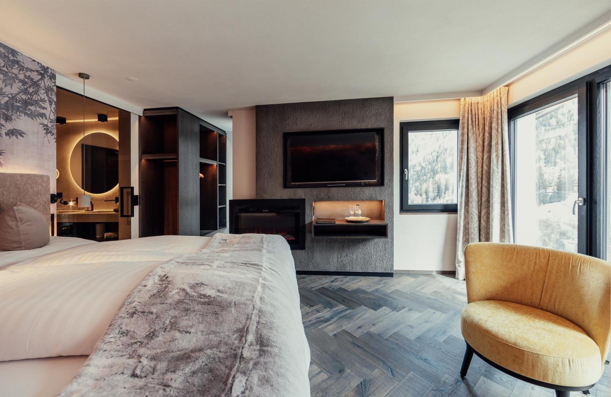Laret Private Boutique Hotel - Adults Only Samnaun Kültér fotó