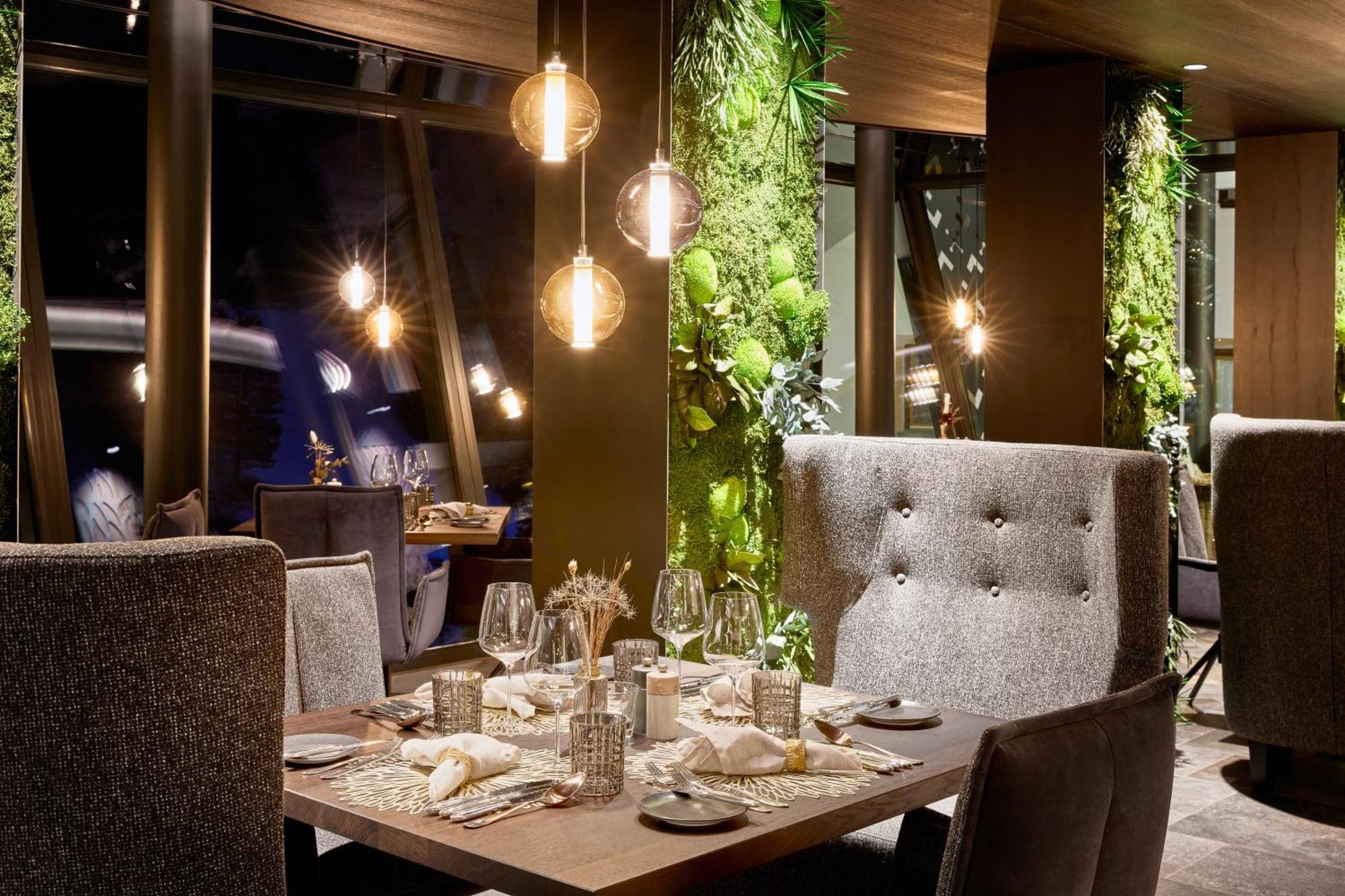 Laret Private Boutique Hotel - Adults Only Samnaun Kültér fotó