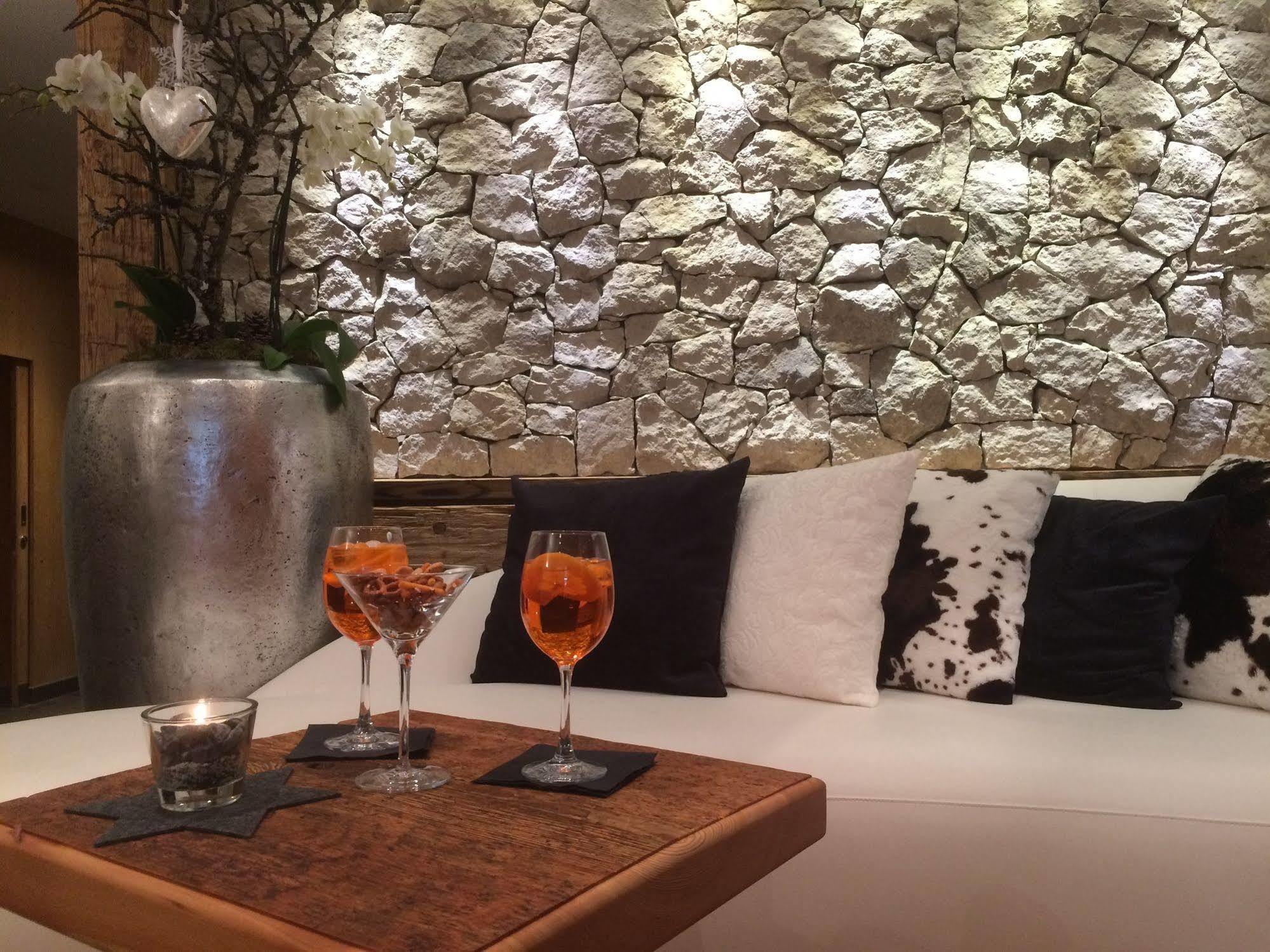 Laret Private Boutique Hotel - Adults Only Samnaun Kültér fotó