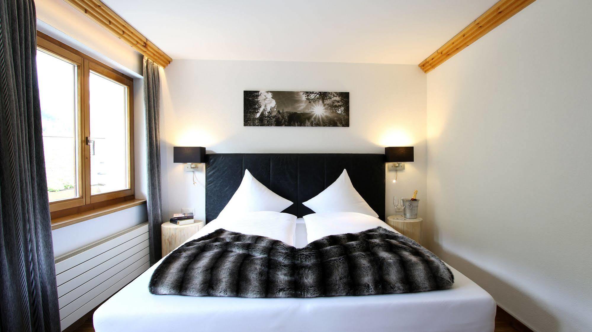 Laret Private Boutique Hotel - Adults Only Samnaun Kültér fotó